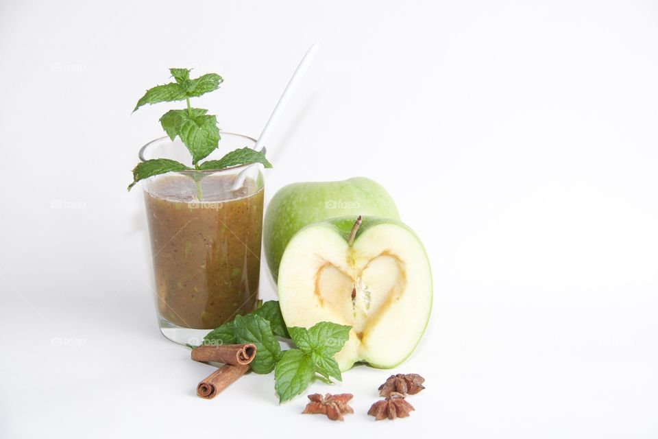 Green apple, mint leaf,  cinnamon and smoothie 