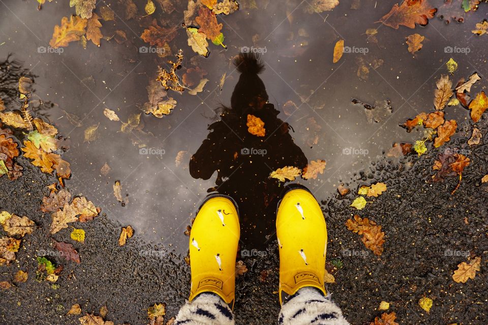 Puddle photography … my new fun bright yellow wellies 