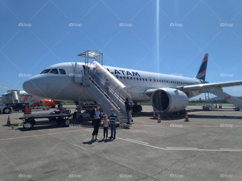 #Foap_love #traveling #photooftheday #travelphotography #wanderlust #followPost #explore #likeforlikes #adventure #picoftheday  #wandern #Lifestyle #followme #shooting
#kunst #natürliches_Licht