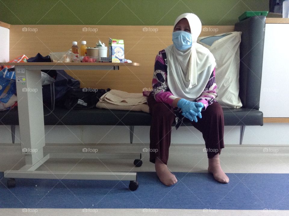 Grandma visiting sick quarantine grandchild 
