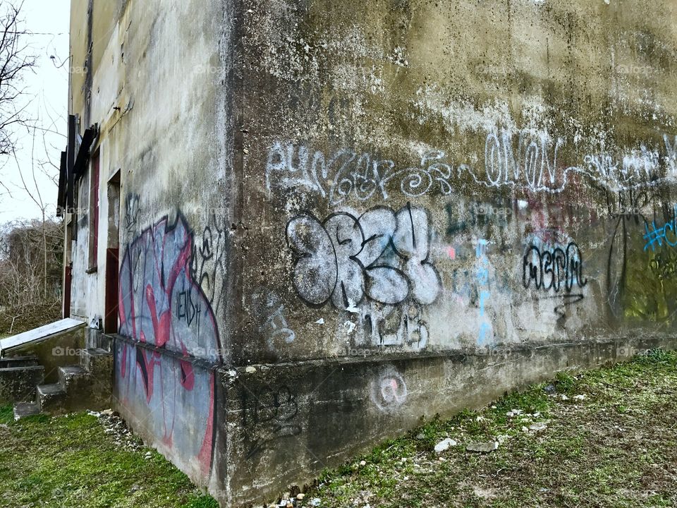 Building Corner with Graffiti