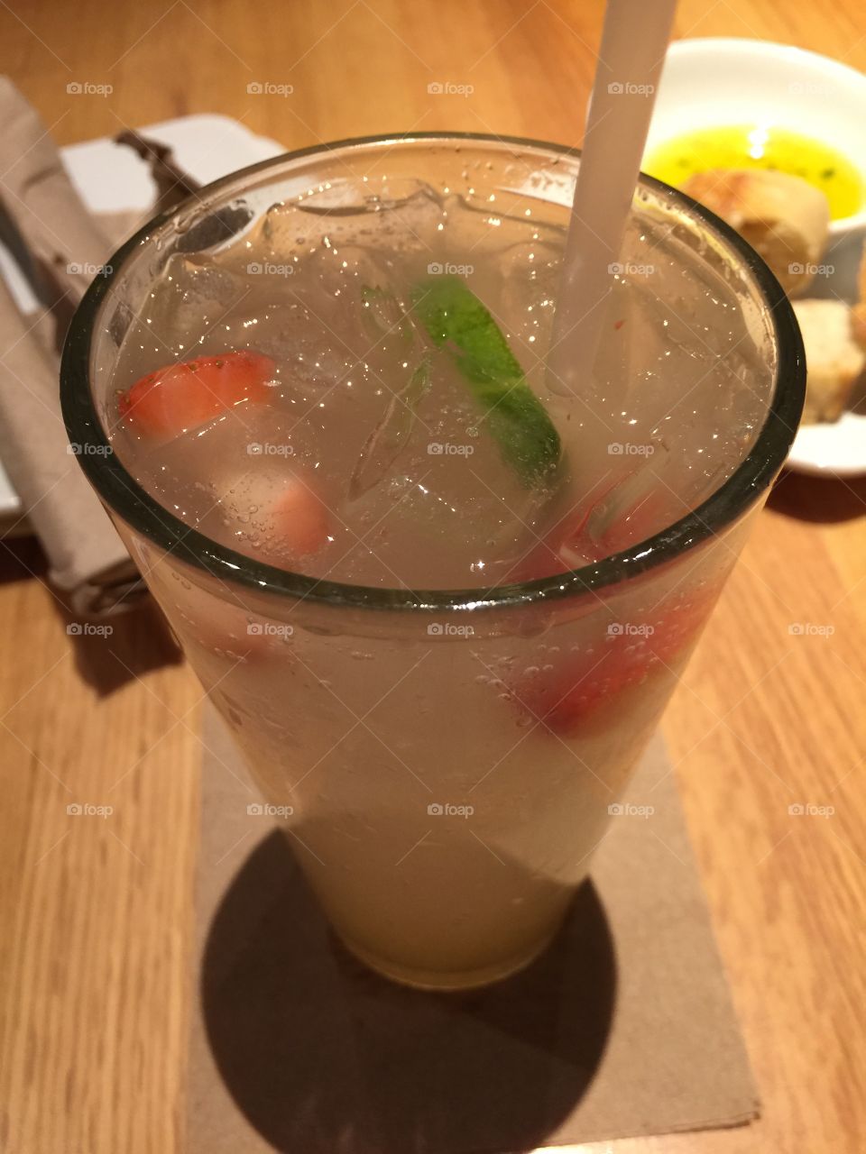 FRESH STRAWBERRY MANGO COOLER