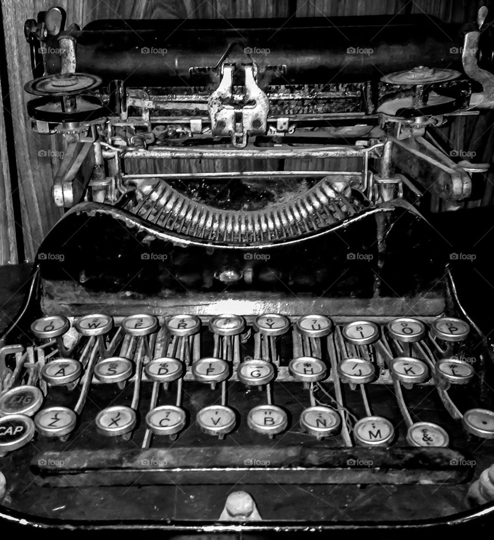 Typewriter 