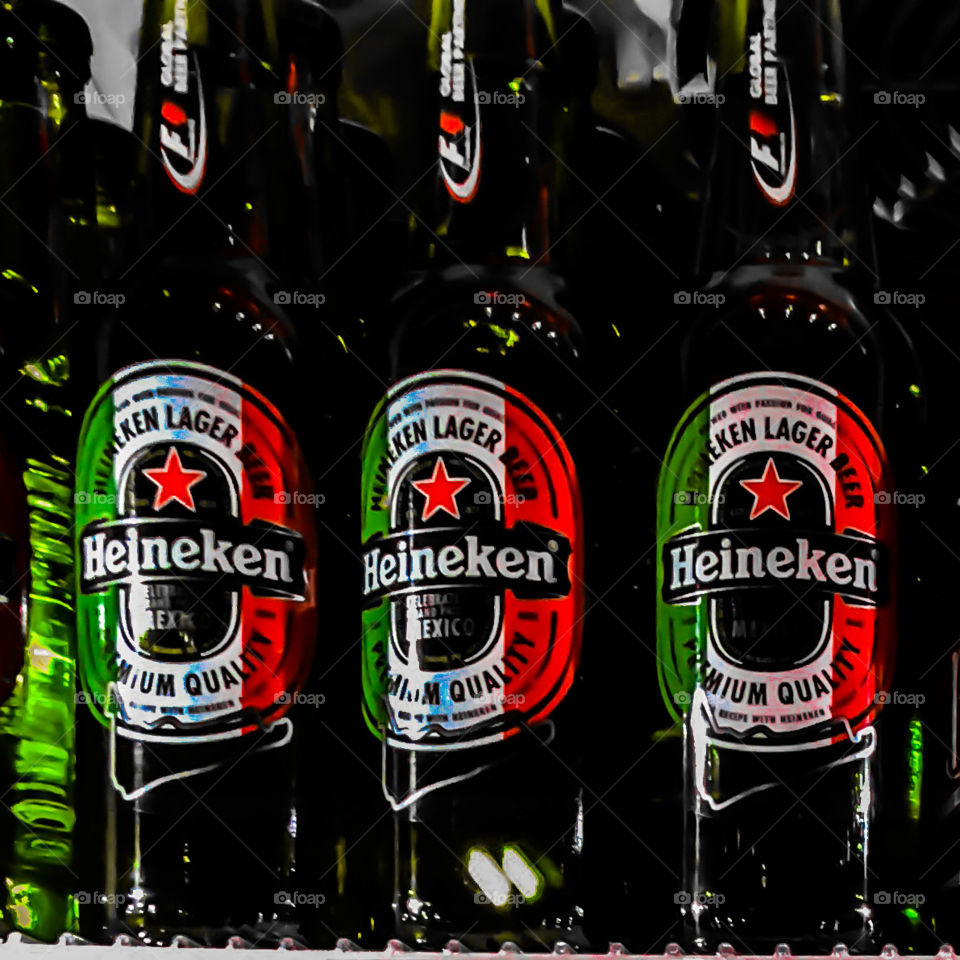 Heineken para tres.