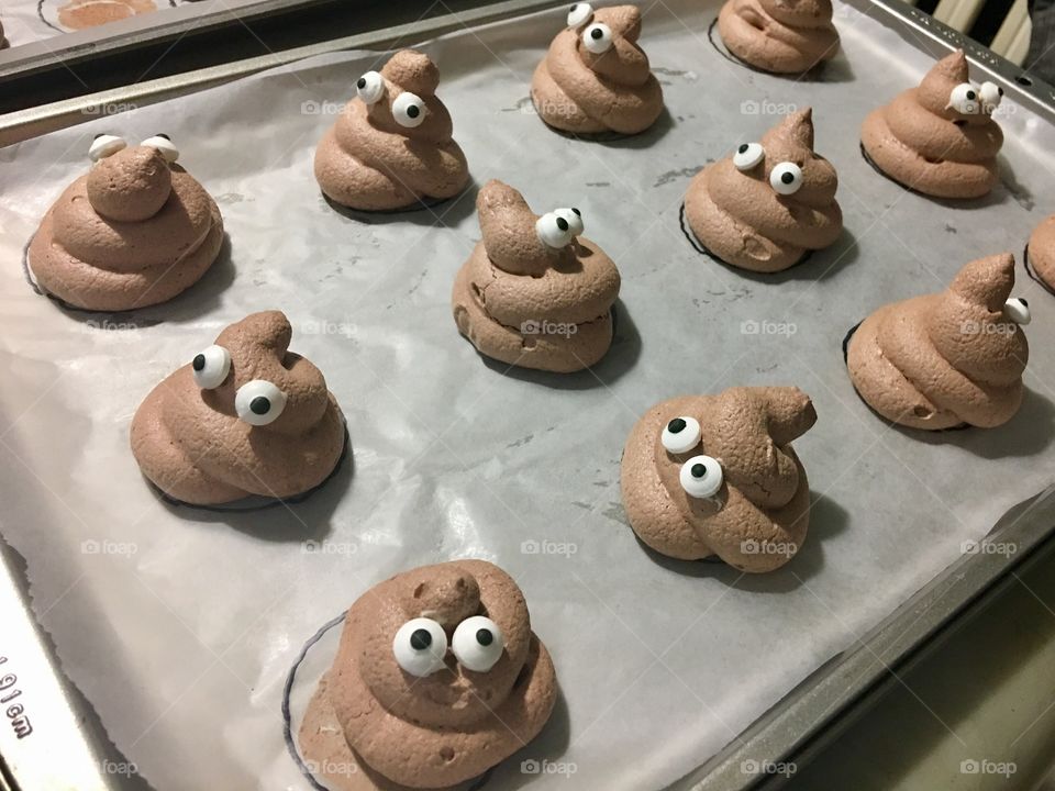 Poo Emoji Chocolate Meringue Cookies 