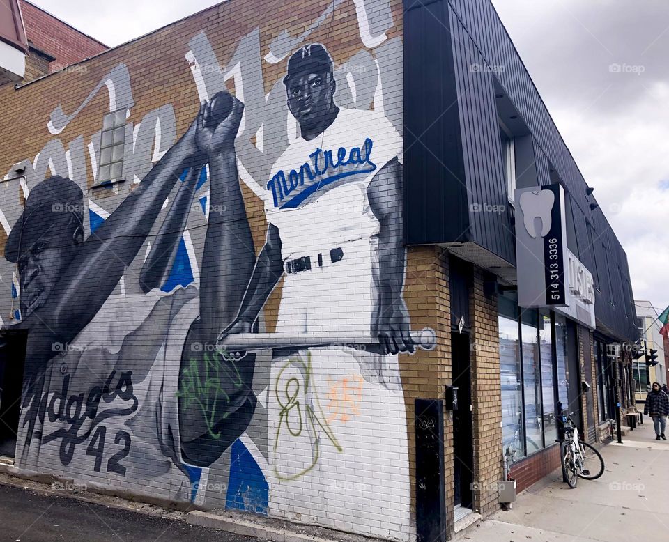 The legendary Jackie Robinson, who played with the Montreal Royals in 1946 before going on to break the color barrier in the major leagues. This mural is around the corner from where he lived with his wife on rue Jarry Est at Avenue de Gaspé. 