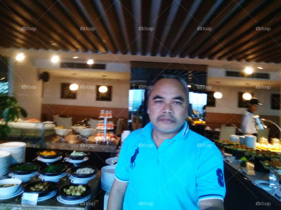 ASTON hotel solo midle java