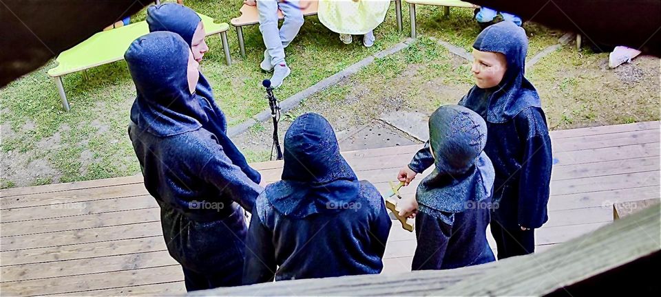 These boy knights rehearse “Da Albrecht und sei Agnes”, the child version of the historic play about Duke “Albrecht” of “Straubing”, “Bavaria” and his beloved wife “Agnes Bernauer” who died at the hands of her inlaws. 2024. Hypnotic Productions