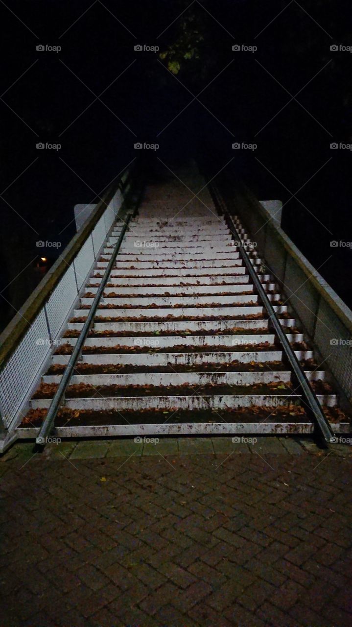 Dank bridge that seems to have no ending