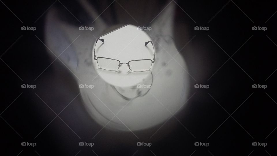 fantasma de óculos