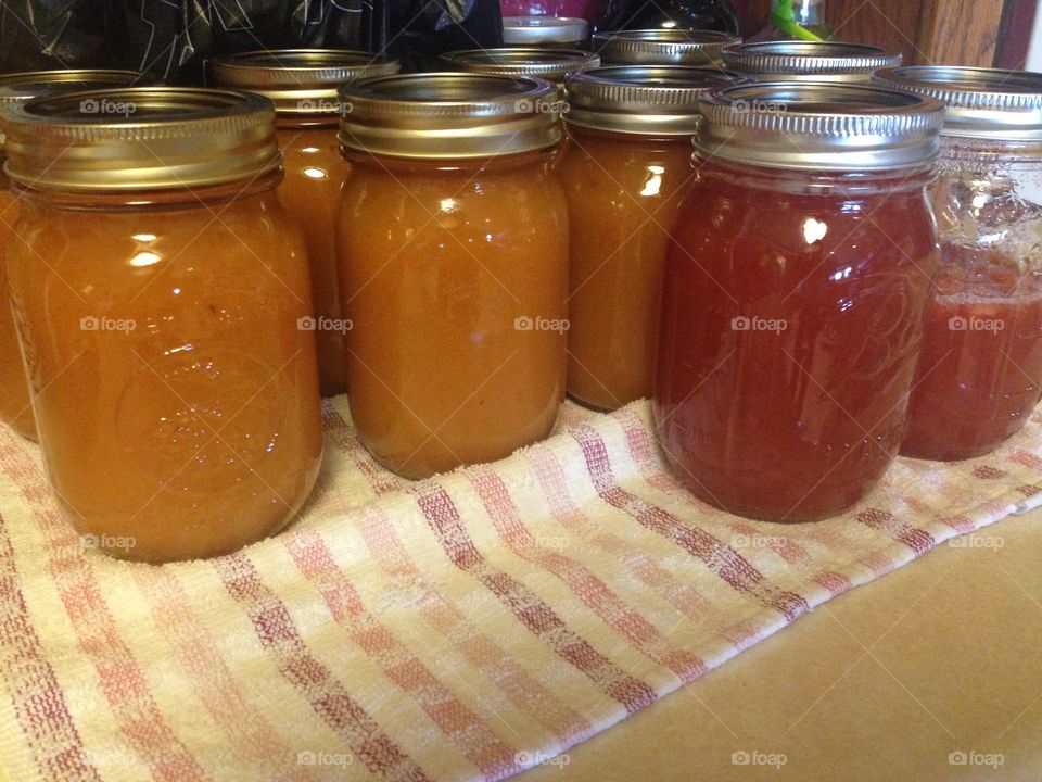 Canned peach butter and jelly