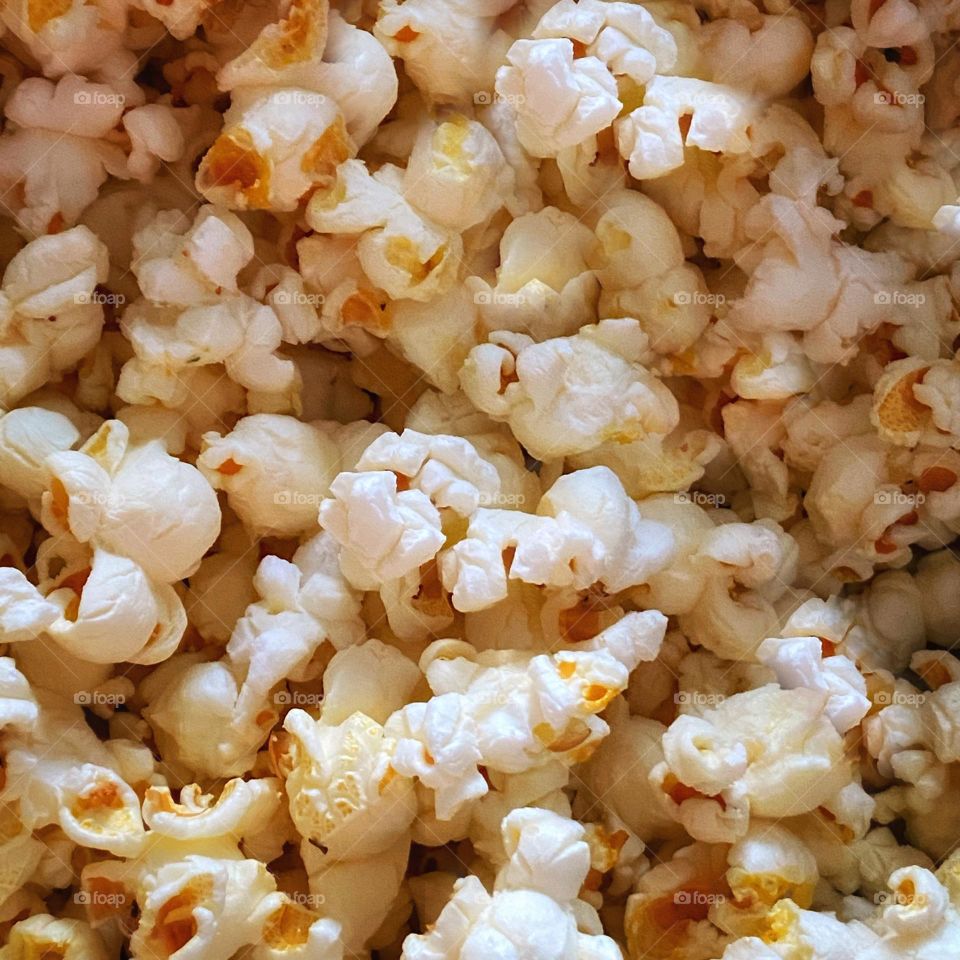 Buttered popcorn 