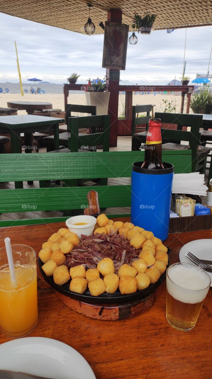 dried meat with cassava.