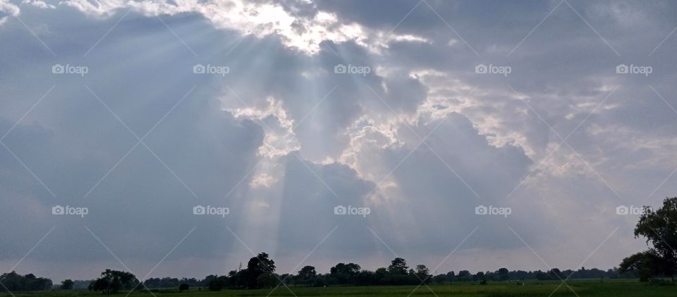 As God appears in the clouds