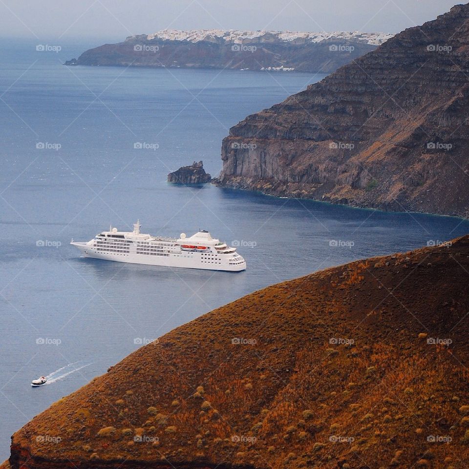Cruising Santorini