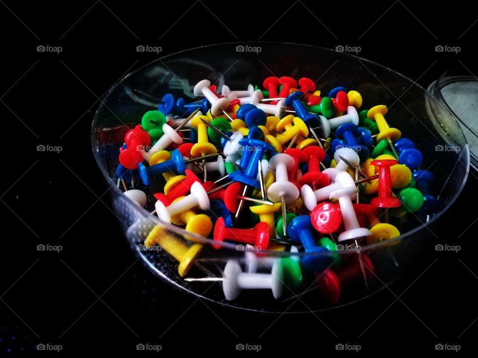 this is the fancy pin 📍 this mission was used this things very colur ful