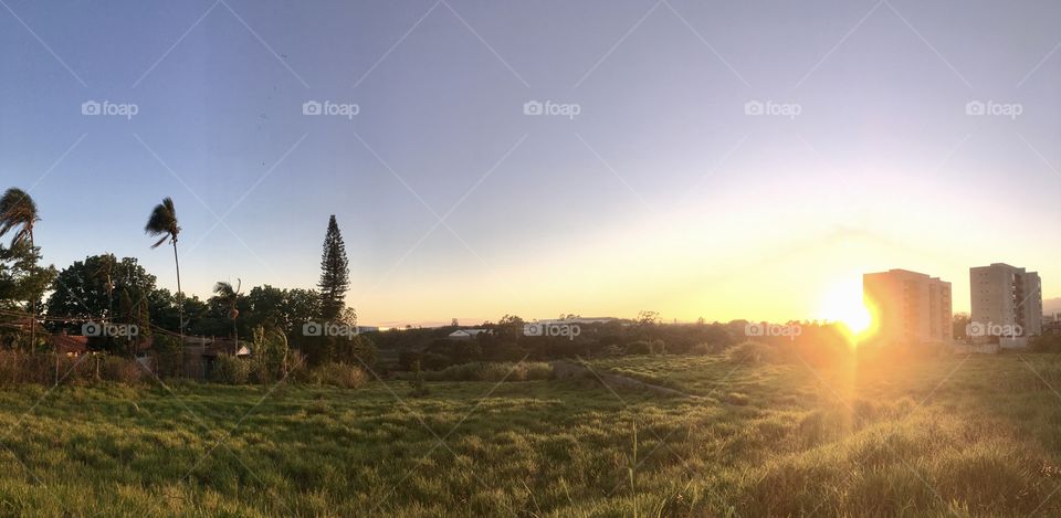 🌄🇺🇸 An extremely beautiful dawn in Jundiaí, interior of Brazil. Cheer the nature! / 🇧🇷 Um amanhecer extremamente bonito em Jundiaí, interior do Brasil. Viva a natureza! 