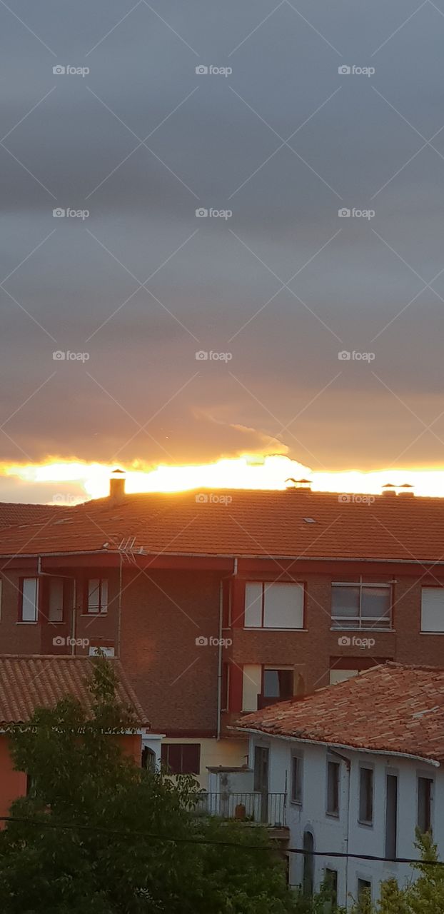 lindo atardecer en Medina de Pomar