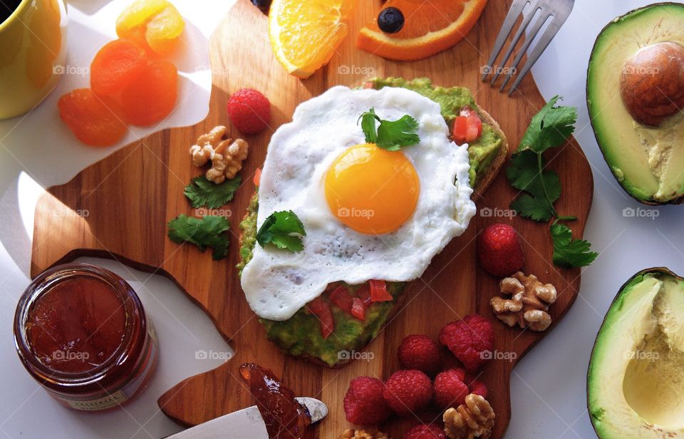 avocado and egg toast