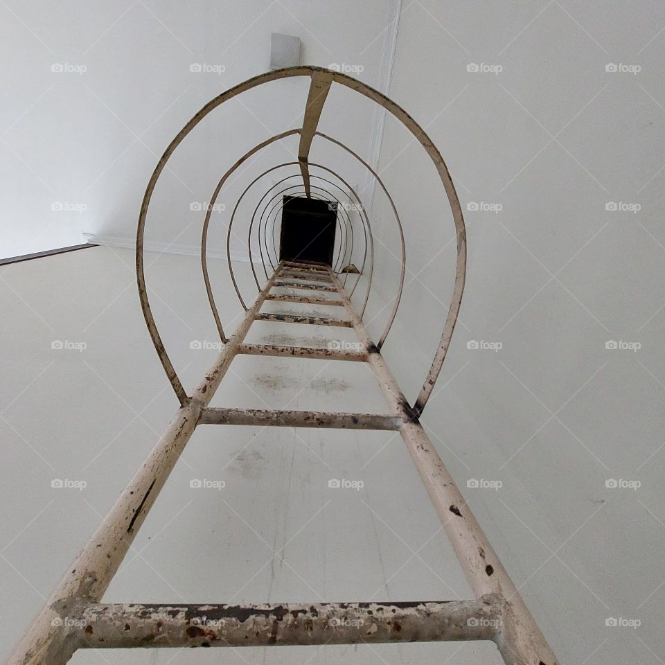 building emergency stairs for evacuation