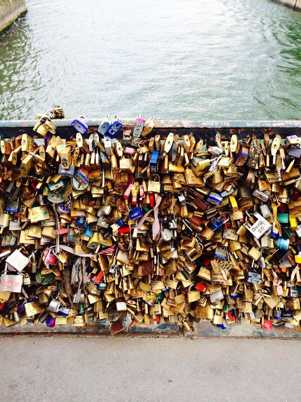 Lovers lock bridge