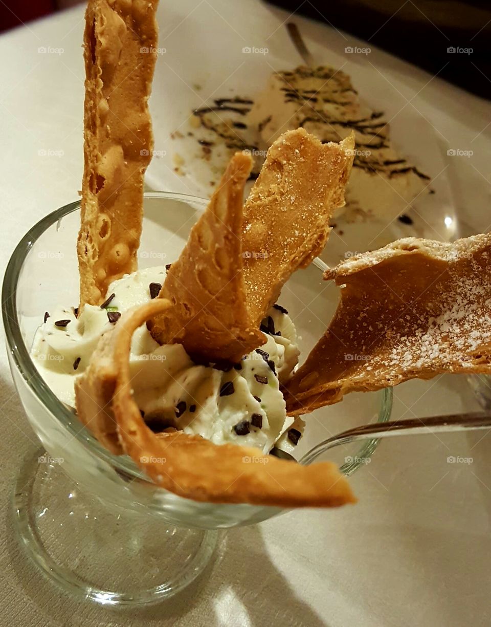 sweet cannolo ricotta