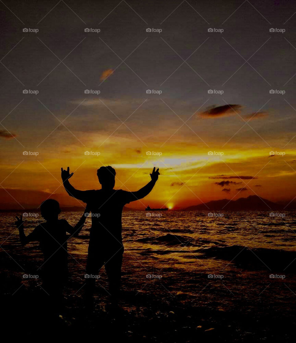 Quality time by the seashore