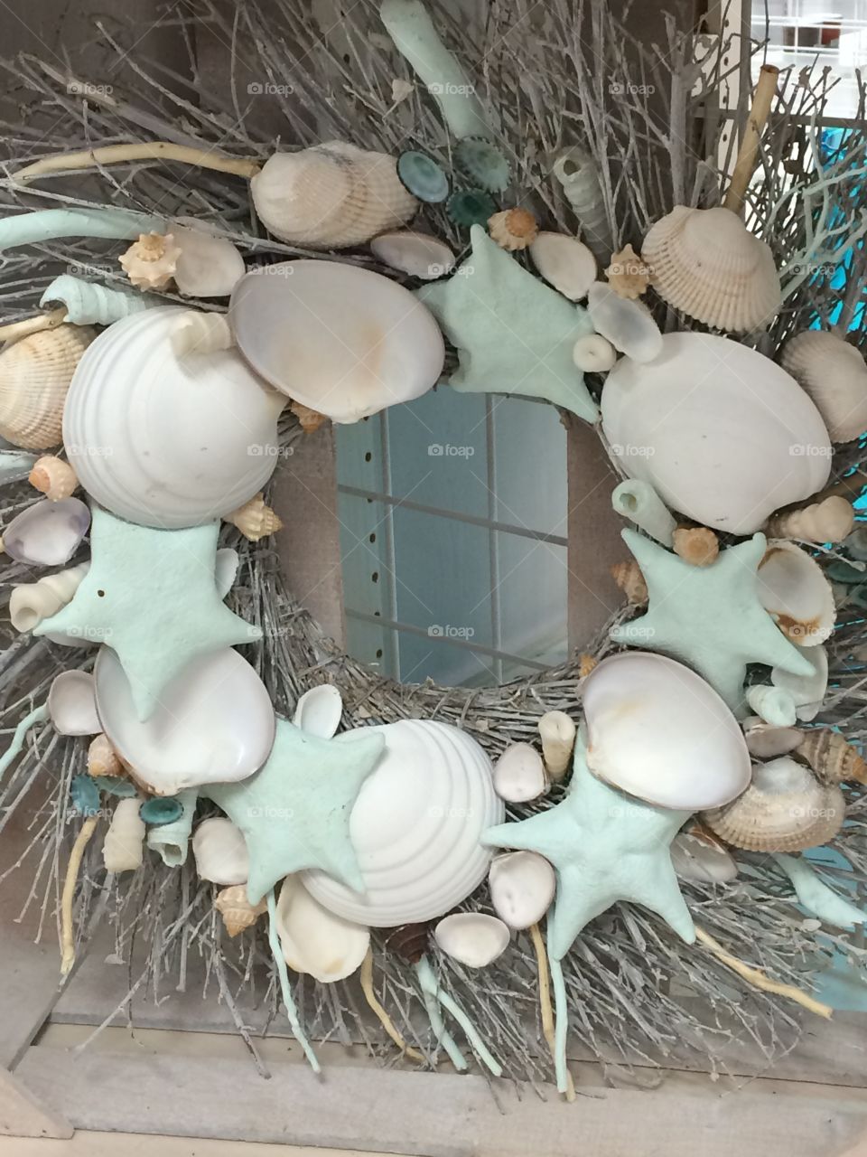 Sea shell wreath