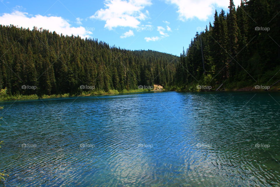Barrier lake ta Garibaldi Provincial Park