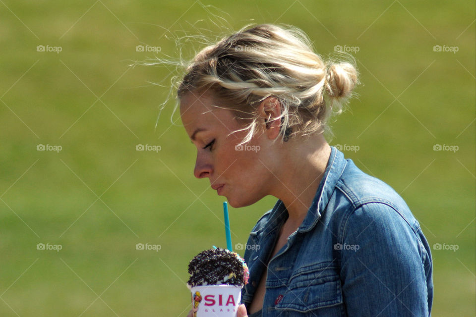 green sweden city happy by medelis