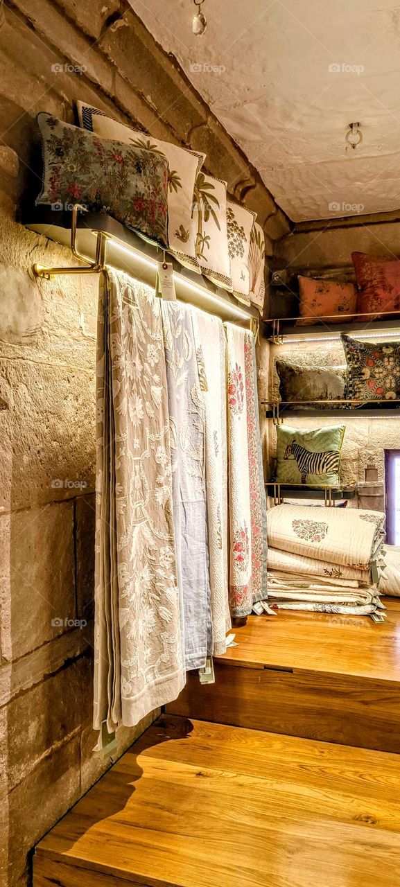 SHAWLS AND CUSHIONS PHOTO 
SHOP DISPLAY PHOTO