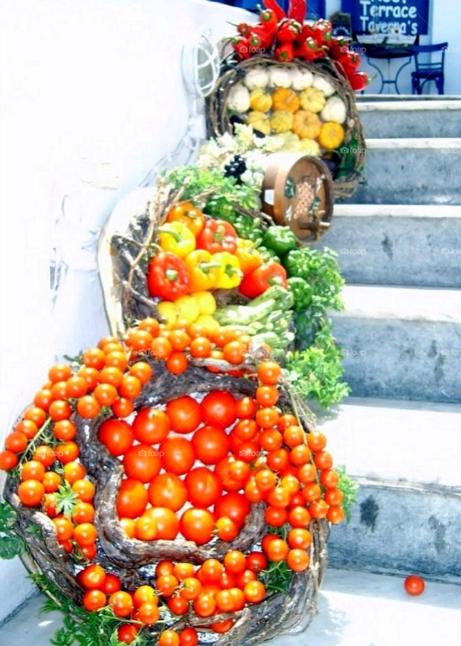 travel steps holiday tomatoes by merethe