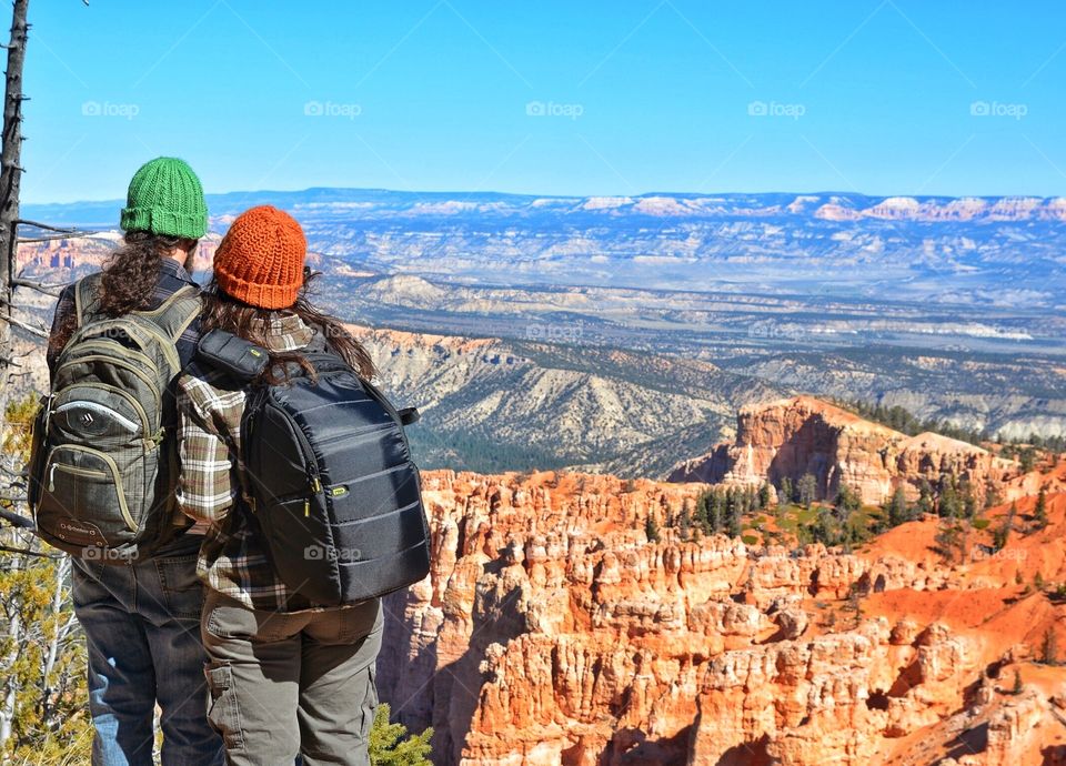 Hiking in autumn at Bryce Canyon