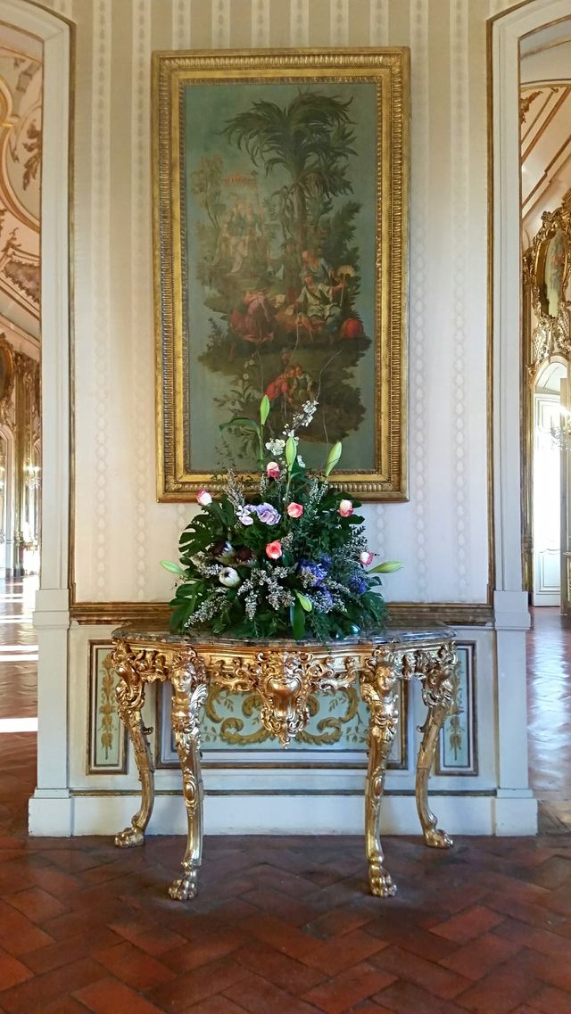 Flowers in the palace