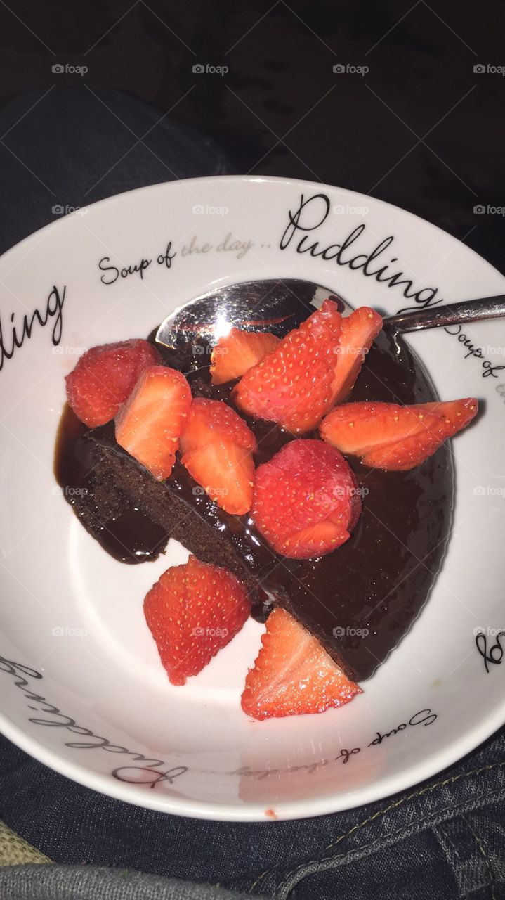 Strawberries and chocolate cake. 