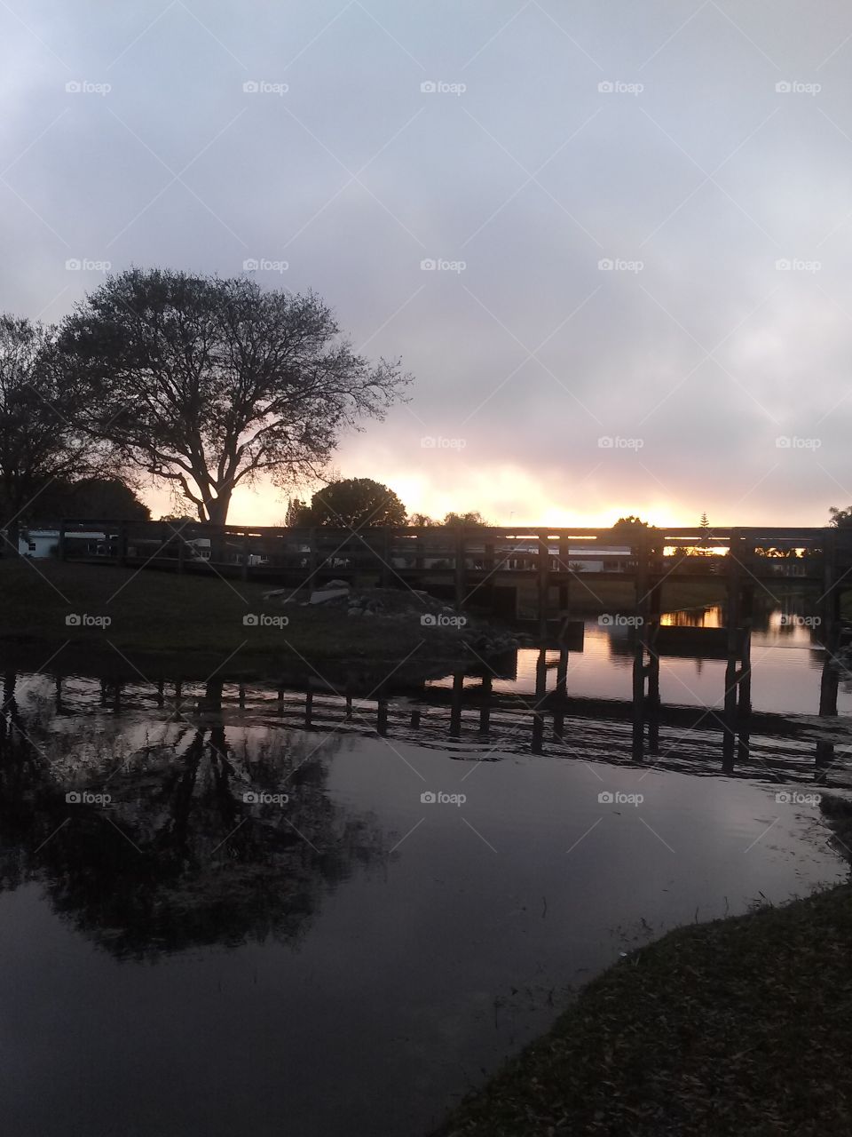 Sunsetting at lake