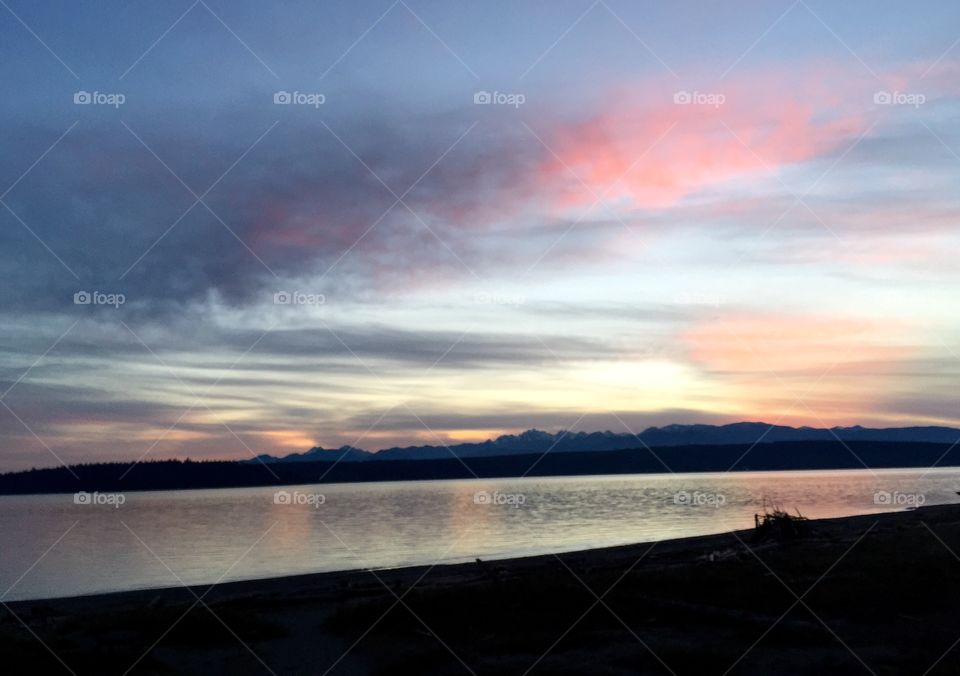 Sunset Over The Olympic. Sunset Over The Olympic Mountains