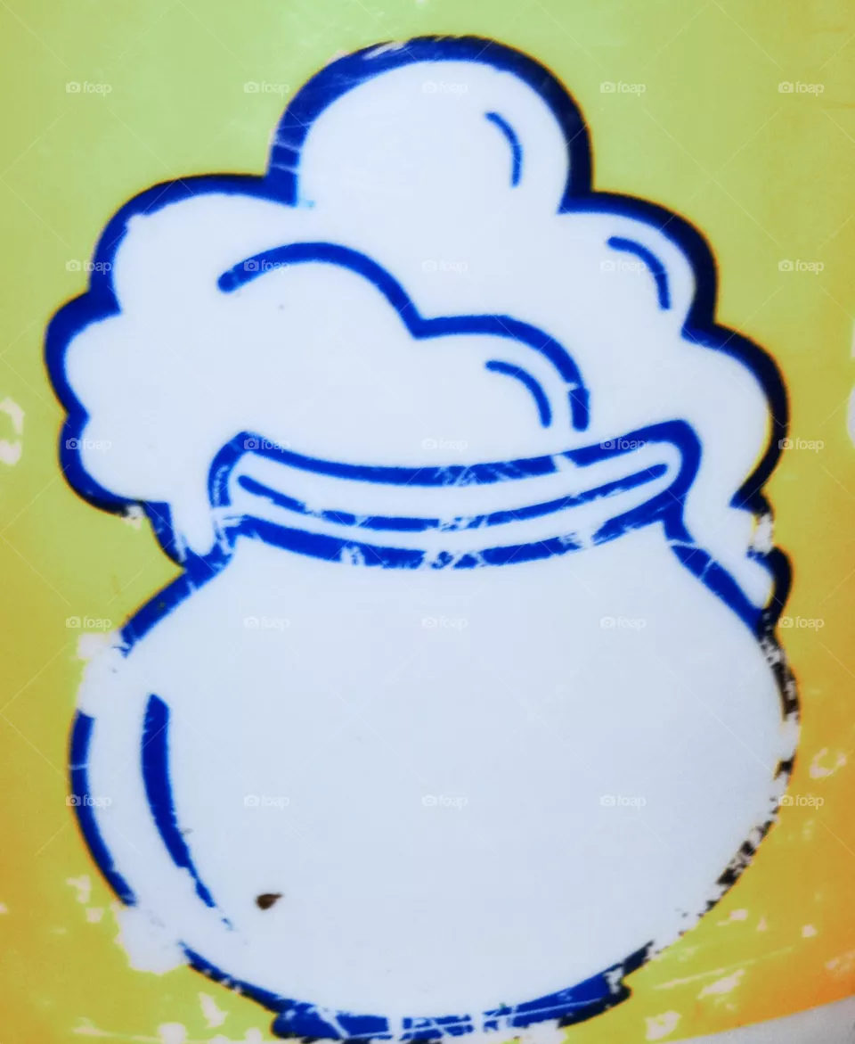 cream in pot