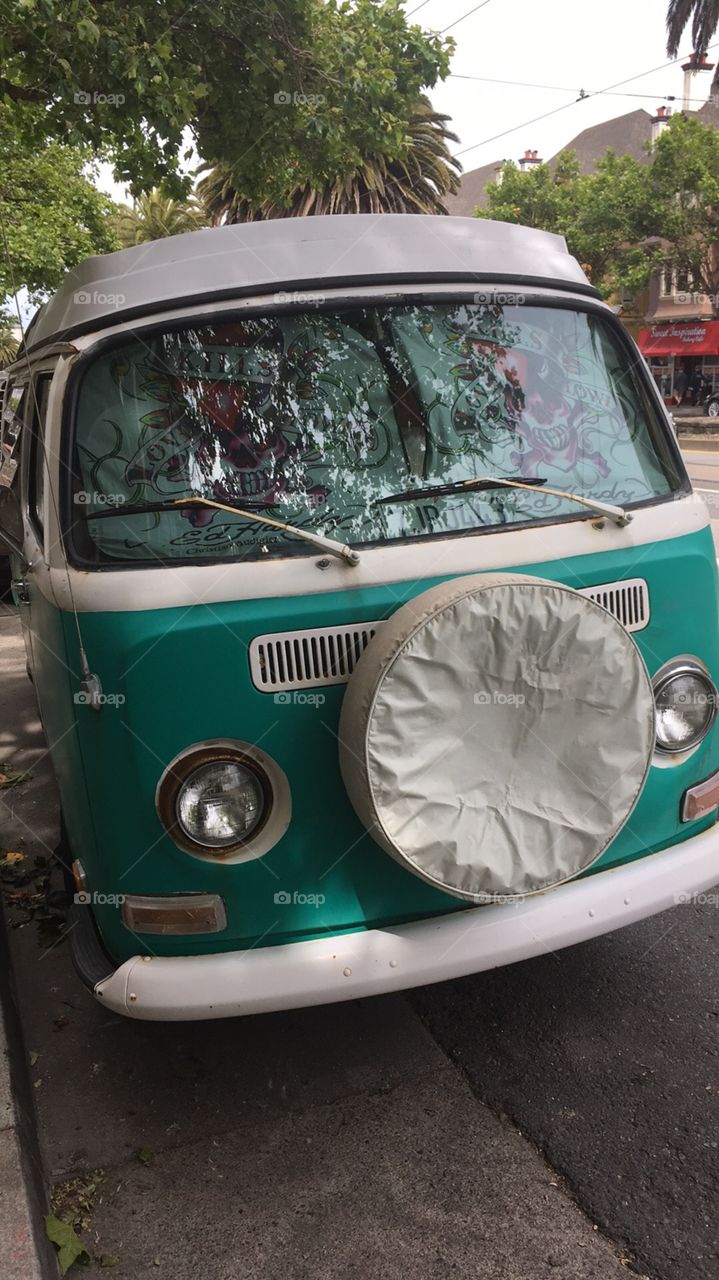 Volkswagen Van Hippie Van 