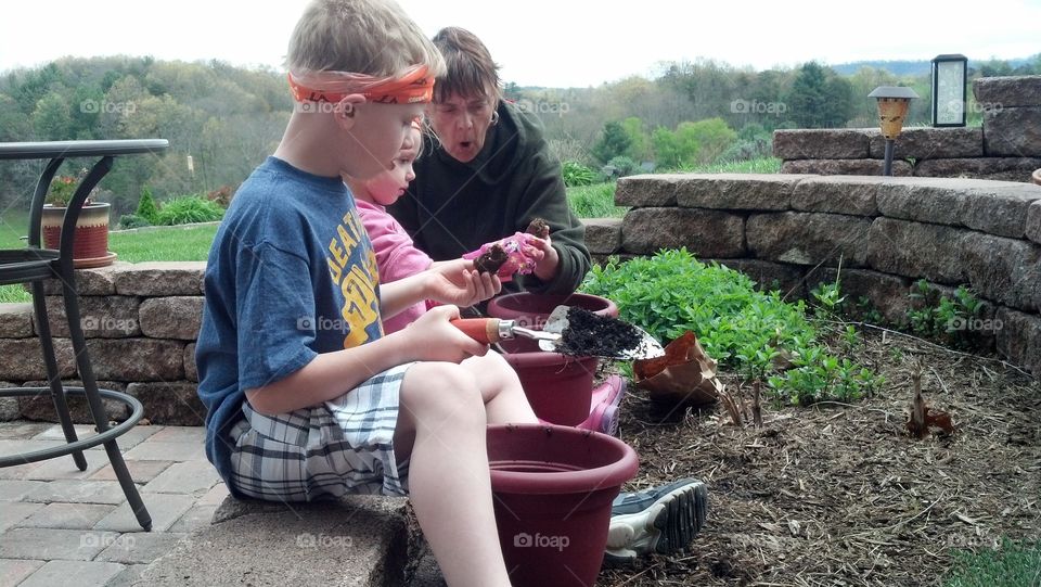 Gardening Lesson. neighbor Dottie spreading her gardening wisdom