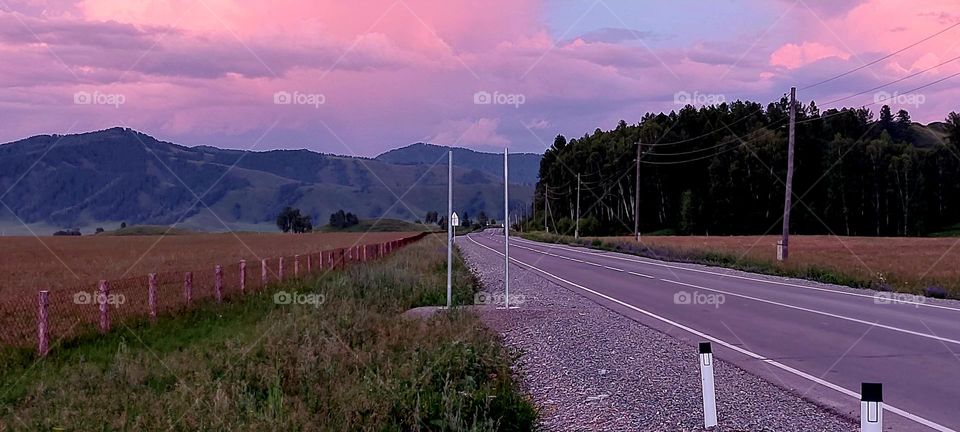 road to the mountains