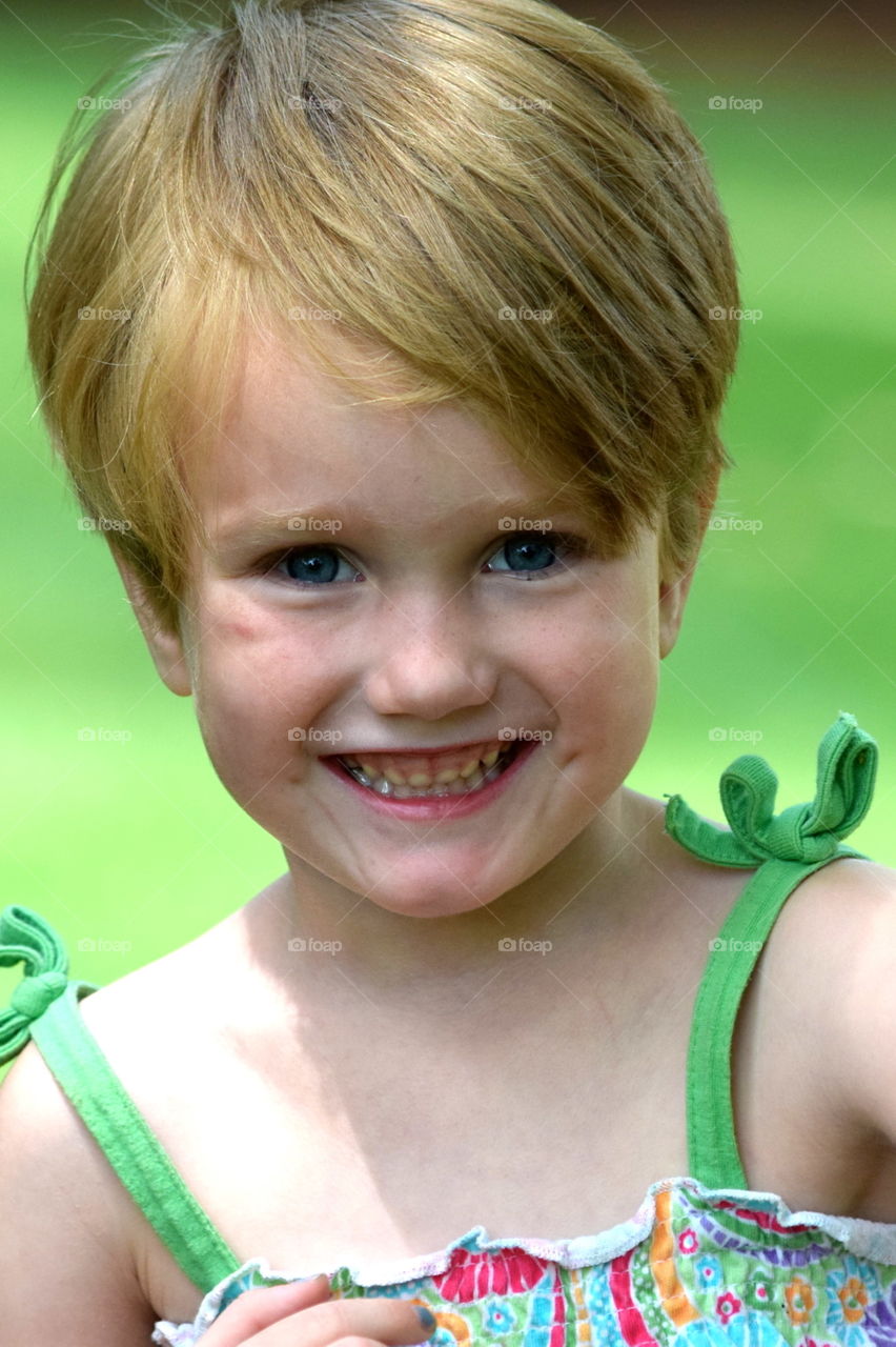 New hair do!!. She cut her own hair the day before and had to go short. Took about 8 inches off. 