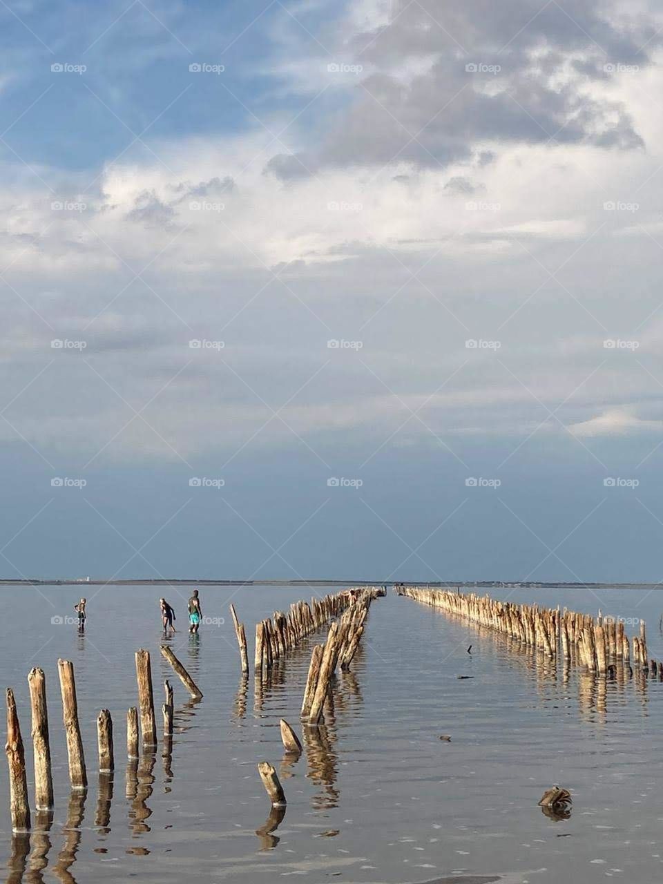 розовое озеро