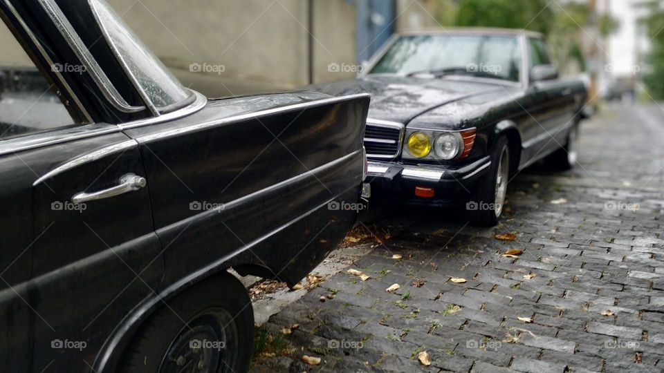 old classic cars mercedes Benz 220s and mercedes Benz sl class amg sl 280