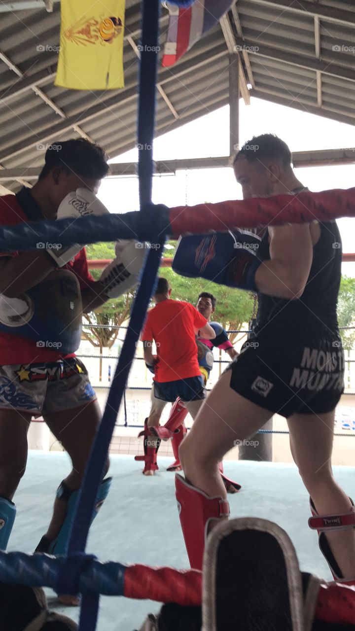 Muay Thai boxers training thailand 2017