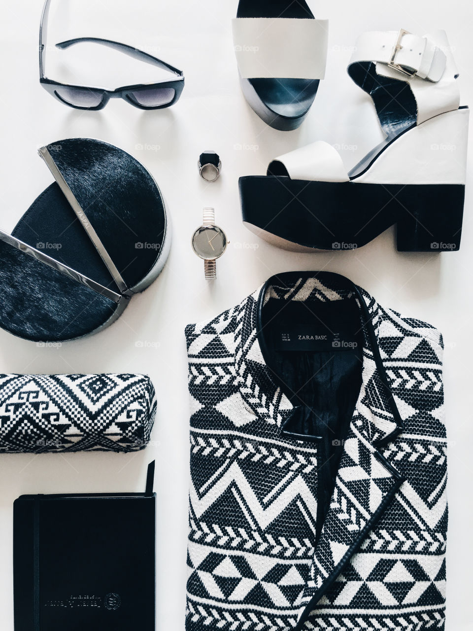 Awesome fashion flat lays with modern ethnic black and white items.