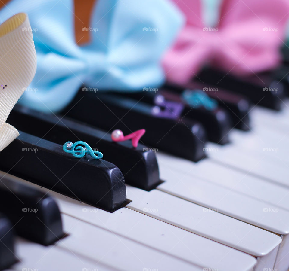 piano music kawaii ribbon
