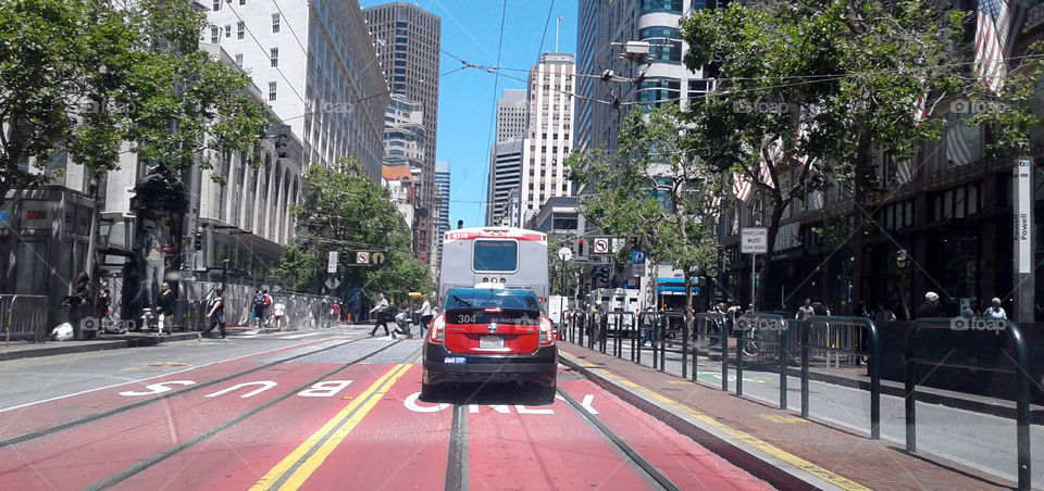 great picture of the streets downtown San Francisco
