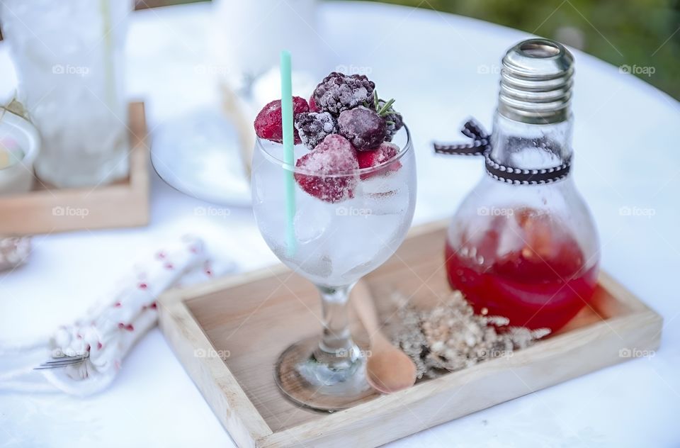 Cherry and Mumberry on Ice