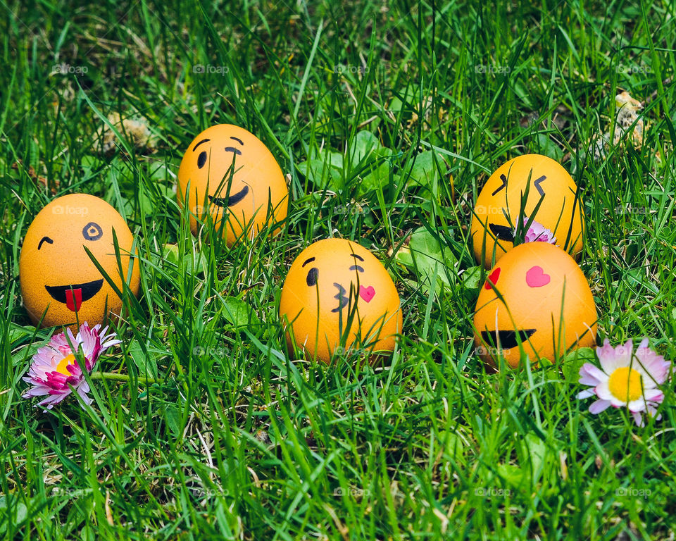 Easter happy eggs